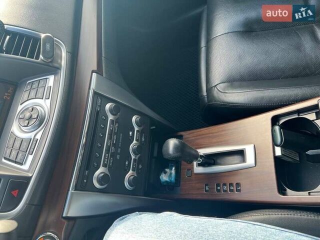 Черный Ниссан Теана, объемом двигателя 2.5 л и пробегом 193 тыс. км за 8500 $, фото 8 на Automoto.ua