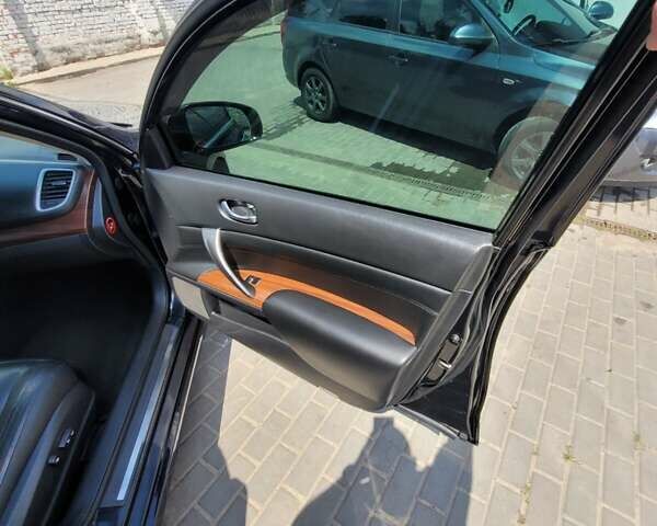 Черный Ниссан Теана, объемом двигателя 3.5 л и пробегом 175 тыс. км за 10300 $, фото 29 на Automoto.ua