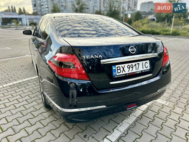 Ніссан Теана 2012 у Хмельницькому на Automoto.ua Чорний Ніссан Теана, об'ємом двигуна 2.5 л та пробігом 185 тис. км за 7999 $, фото 40 на Automoto.ua