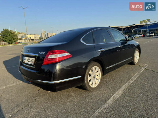 Черный Ниссан Теана, объемом двигателя 2.5 л и пробегом 182 тыс. км за 8500 $, фото 9 на Automoto.ua