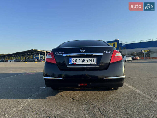 Черный Ниссан Теана, объемом двигателя 2.5 л и пробегом 182 тыс. км за 8500 $, фото 10 на Automoto.ua