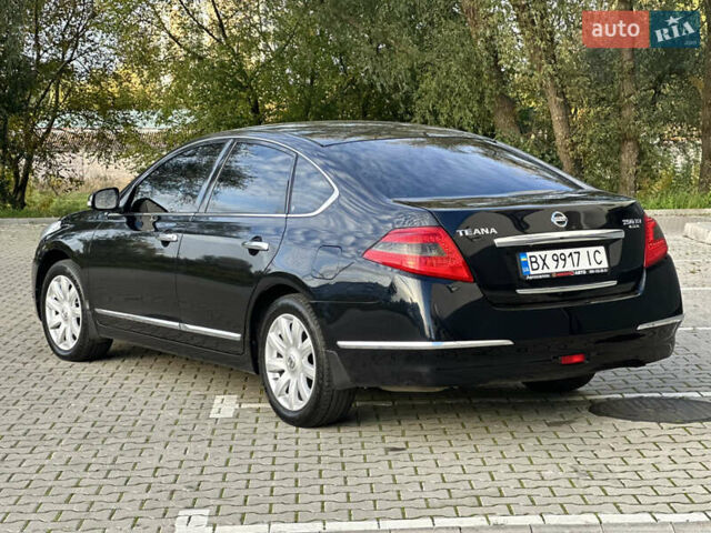 Ніссан Теана 2012 у Хмельницькому на Automoto.ua Чорний Ніссан Теана, об'ємом двигуна 2.5 л та пробігом 185 тис. км за 7999 $, фото 24 на Automoto.ua