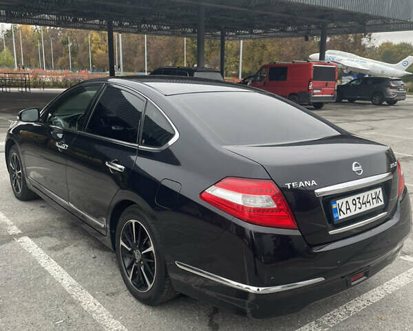 Ниссан Теана 2012 в Киеве на Automoto.ua Черный Ниссан Теана, объемом двигателя 2.5 л и пробегом 155 тыс. км за 8700 $, фото 1 на Automoto.ua