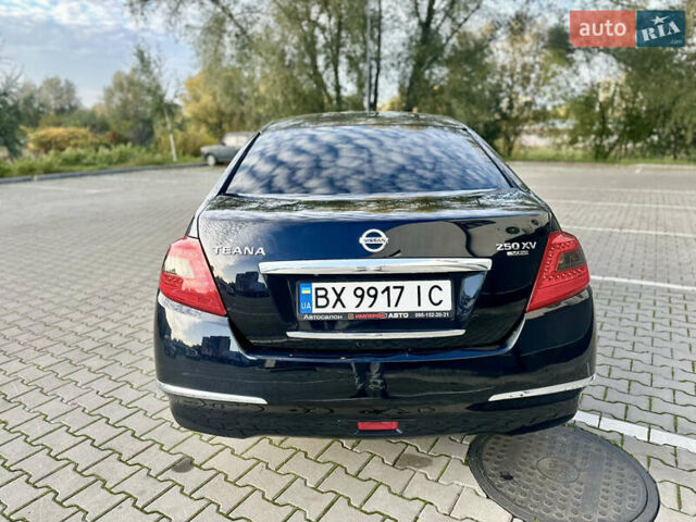 Ніссан Теана 2012 у Хмельницькому на Automoto.ua Чорний Ніссан Теана, об'ємом двигуна 2.5 л та пробігом 185 тис. км за 7999 $, фото 21 на Automoto.ua