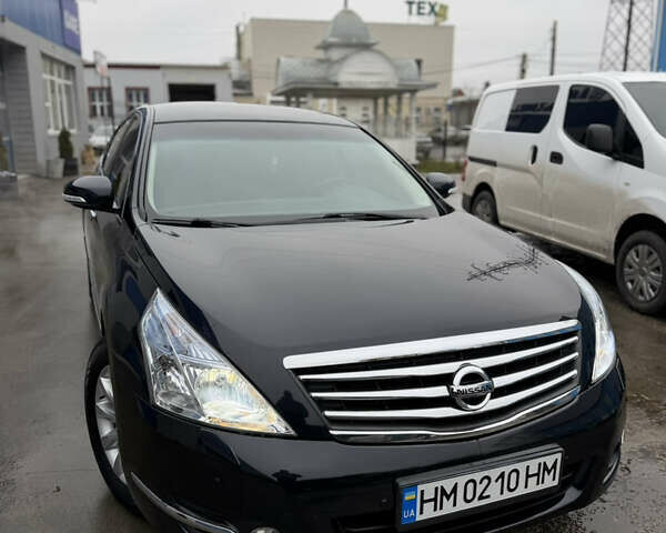 Черный Ниссан Теана, объемом двигателя 2.5 л и пробегом 99 тыс. км за 10700 $, фото 3 на Automoto.ua