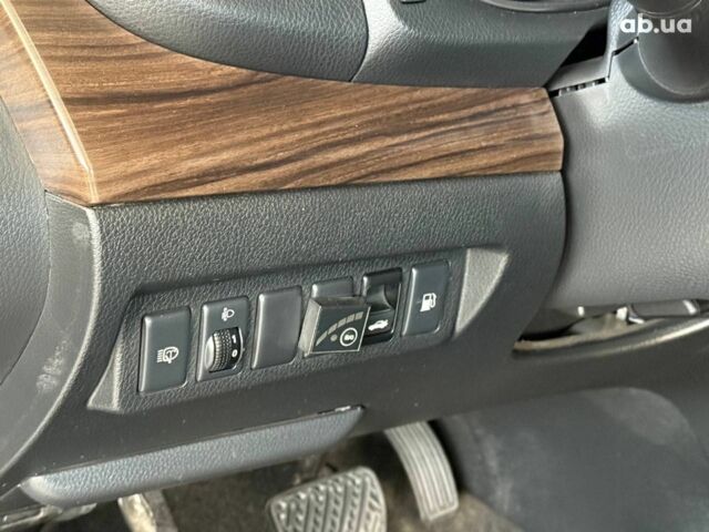 Черный Ниссан Теана, объемом двигателя 2.5 л и пробегом 260 тыс. км за 9490 $, фото 13 на Automoto.ua