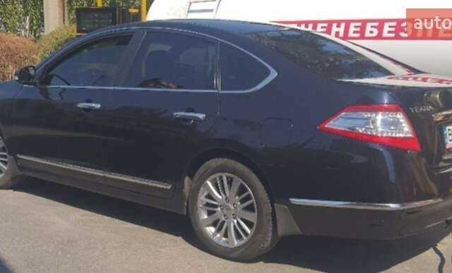 Ниссан Теана 2012 в Запорожье на Automoto.ua Черный Ниссан Теана, объемом двигателя 2.5 л и пробегом 235 тыс. км за 9000 $, фото 1 на Automoto.ua