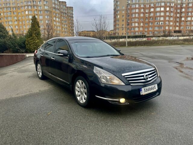 Черный Ниссан Теана, объемом двигателя 2.5 л и пробегом 198 тыс. км за 8200 $, фото 1 на Automoto.ua