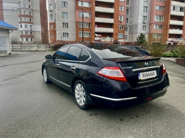 Черный Ниссан Теана, объемом двигателя 2.5 л и пробегом 198 тыс. км за 8200 $, фото 3 на Automoto.ua