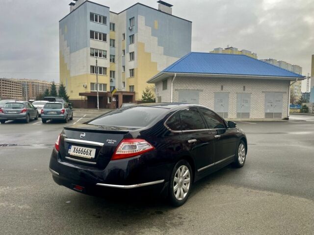 Черный Ниссан Теана, объемом двигателя 2.5 л и пробегом 198 тыс. км за 8200 $, фото 2 на Automoto.ua