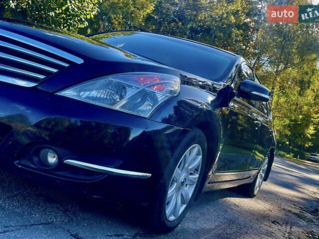Чорний Ніссан Теана, об'ємом двигуна 2.5 л та пробігом 190 тис. км за 8999 $, фото 20 на Automoto.ua