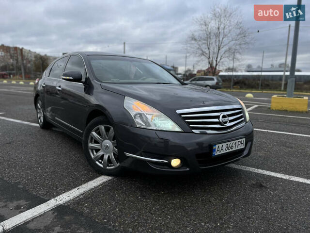 Фіолетовий Ніссан Теана, об'ємом двигуна 2.5 л та пробігом 257 тис. км за 4800 $, фото 1 на Automoto.ua