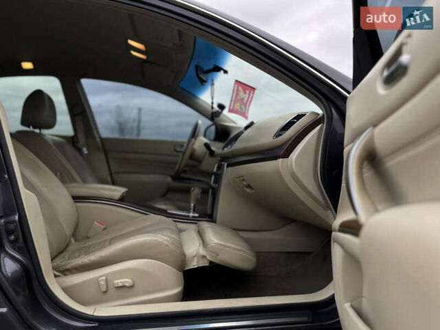 Фіолетовий Ніссан Теана, об'ємом двигуна 2.5 л та пробігом 257 тис. км за 4800 $, фото 17 на Automoto.ua