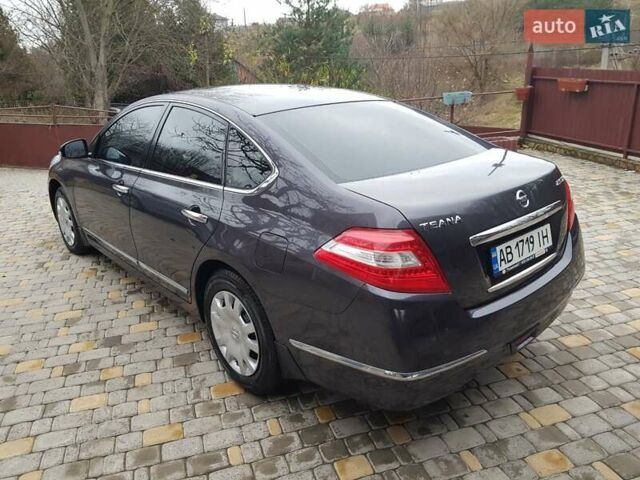 Фіолетовий Ніссан Теана, об'ємом двигуна 2.5 л та пробігом 147 тис. км за 7250 $, фото 4 на Automoto.ua