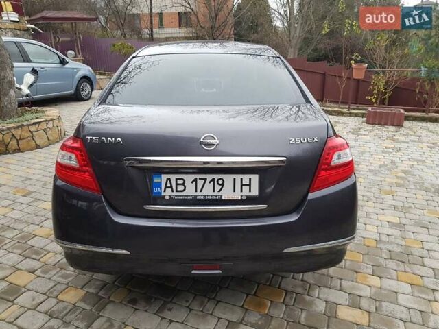 Фіолетовий Ніссан Теана, об'ємом двигуна 2.5 л та пробігом 147 тис. км за 7250 $, фото 3 на Automoto.ua