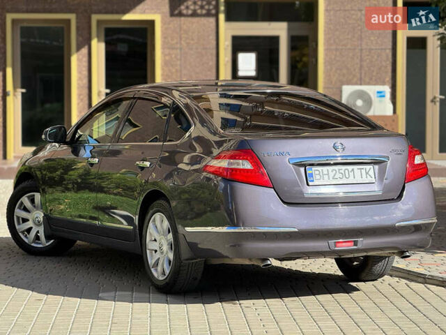 Фиолетовый Ниссан Теана, объемом двигателя 2.5 л и пробегом 175 тыс. км за 9900 $, фото 10 на Automoto.ua