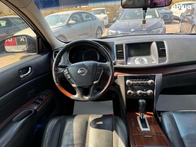 Красный Ниссан Теана, объемом двигателя 3.5 л и пробегом 141 тыс. км за 10440 $, фото 9 на Automoto.ua