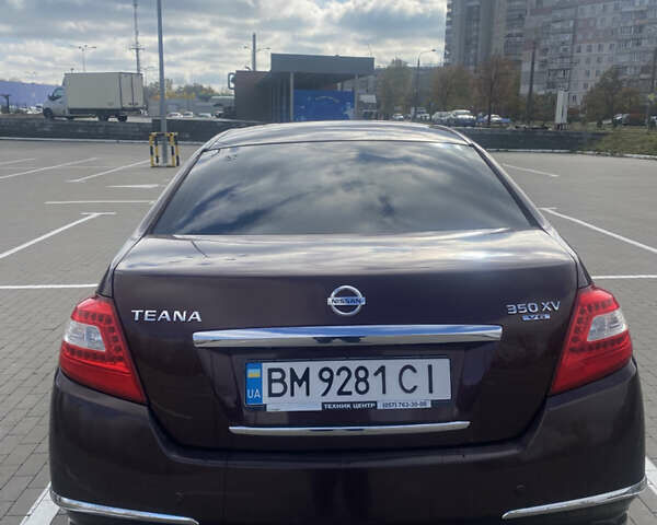 Ниссан Теана 2010 в Сумах на Automoto.ua Красный Ниссан Теана, объемом двигателя 3.5 л и пробегом 260 тыс. км за 7300 $, фото 3 на Automoto.ua