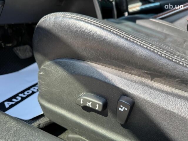 Красный Ниссан Теана, объемом двигателя 3.5 л и пробегом 141 тыс. км за 10440 $, фото 13 на Automoto.ua