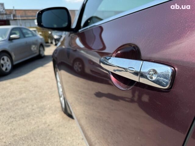 Красный Ниссан Теана, объемом двигателя 3.5 л и пробегом 141 тыс. км за 10440 $, фото 4 на Automoto.ua