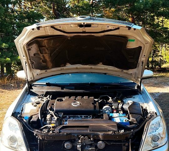 Ниссан Теана, объемом двигателя 2 л и пробегом 188 тыс. км за 6000 $, фото 6 на Automoto.ua