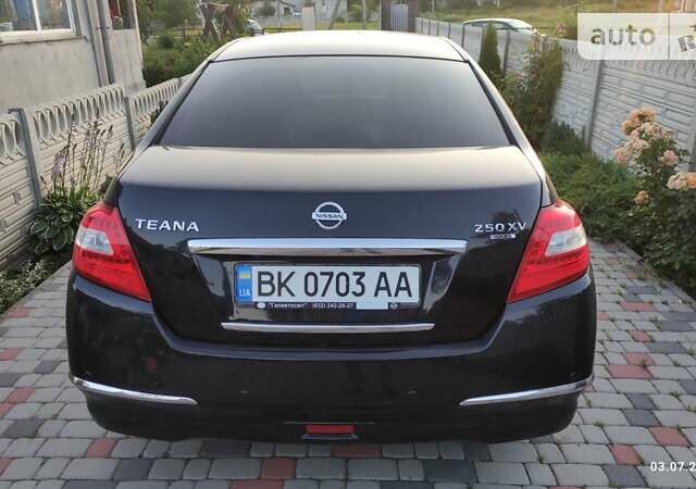 Ниссан Теана, объемом двигателя 2.4 л и пробегом 242 тыс. км за 7800 $, фото 3 на Automoto.ua