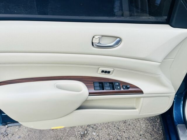 Ниссан Теана, объемом двигателя 3.5 л и пробегом 182 тыс. км за 9000 $, фото 9 на Automoto.ua