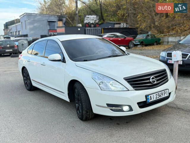 Ниссан Теана, объемом двигателя 2.5 л и пробегом 260 тыс. км за 8000 $, фото 1 на Automoto.ua