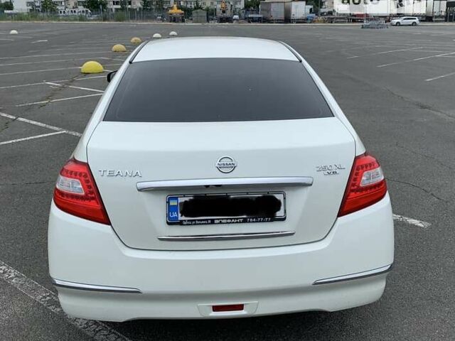 Ниссан Теана, объемом двигателя 2.5 л и пробегом 113 тыс. км за 11000 $, фото 1 на Automoto.ua