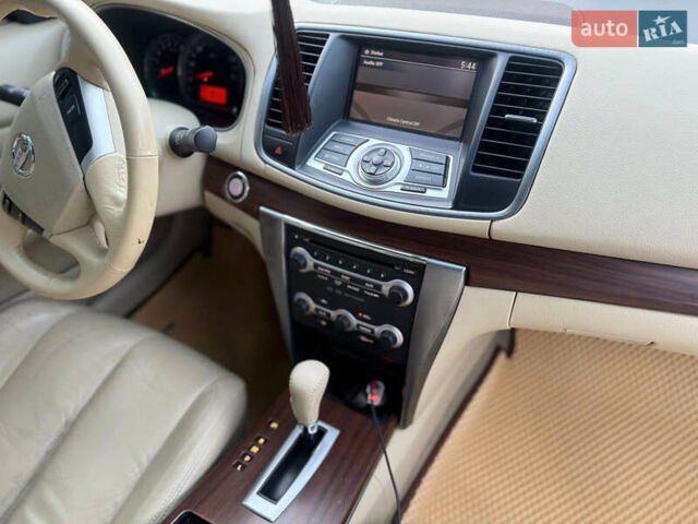 Ниссан Теана, объемом двигателя 2.5 л и пробегом 260 тыс. км за 8000 $, фото 11 на Automoto.ua