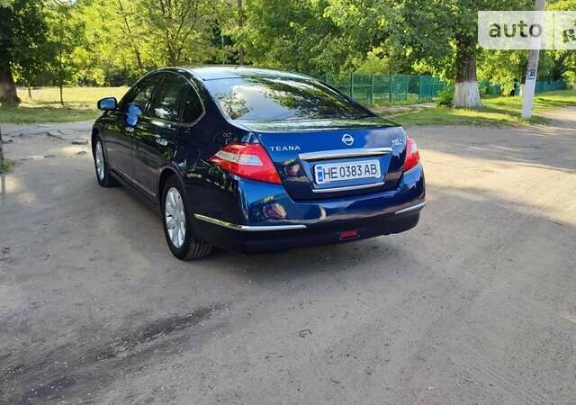 Ніссан Теана, об'ємом двигуна 2.5 л та пробігом 240 тис. км за 7999 $, фото 2 на Automoto.ua