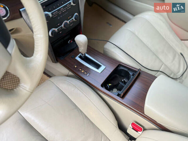 Ниссан Теана, объемом двигателя 2.5 л и пробегом 260 тыс. км за 8000 $, фото 6 на Automoto.ua