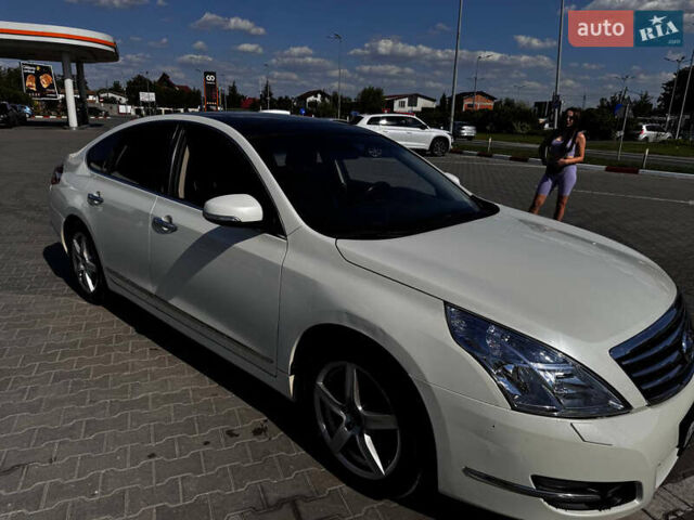 Ниссан Теана, объемом двигателя 0 л и пробегом 147 тыс. км за 10000 $, фото 1 на Automoto.ua