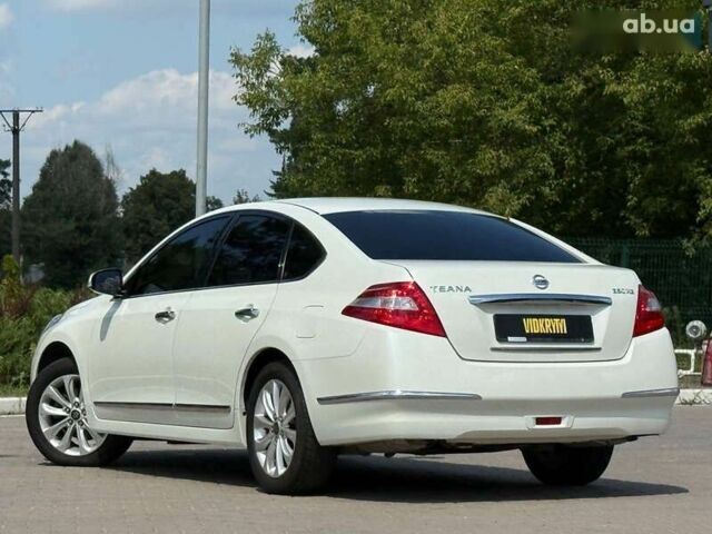 Ниссан Теана, объемом двигателя 0 л и пробегом 235 тыс. км за 8300 $, фото 16 на Automoto.ua