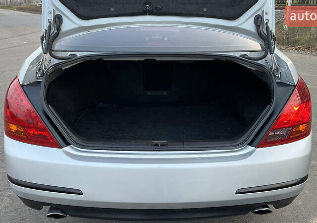 Серый Ниссан Теана, объемом двигателя 3.5 л и пробегом 350 тыс. км за 5700 $, фото 6 на Automoto.ua