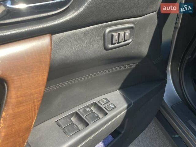 Серый Ниссан Теана, объемом двигателя 2.3 л и пробегом 239 тыс. км за 6199 $, фото 9 на Automoto.ua