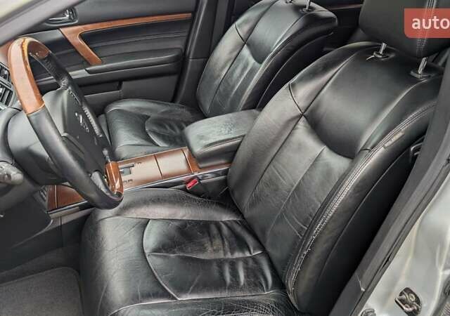 Серый Ниссан Теана, объемом двигателя 3.5 л и пробегом 323 тыс. км за 4000 $, фото 4 на Automoto.ua