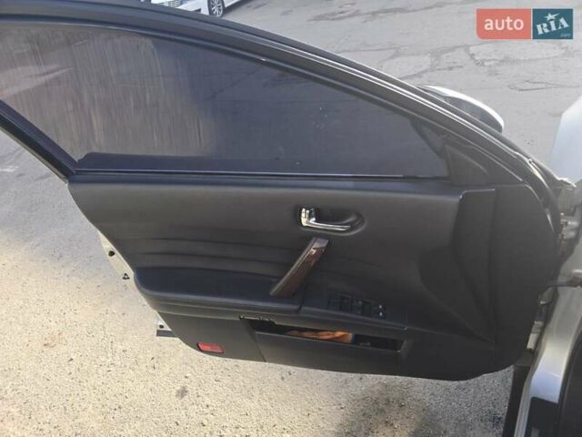Серый Ниссан Теана, объемом двигателя 2.35 л и пробегом 363 тыс. км за 5000 $, фото 11 на Automoto.ua