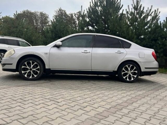 Серый Ниссан Теана, объемом двигателя 2 л и пробегом 301 тыс. км за 4300 $, фото 3 на Automoto.ua