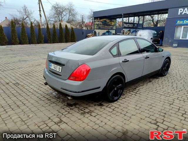 Серый Ниссан Теана, объемом двигателя 2 л и пробегом 210 тыс. км за 6000 $, фото 3 на Automoto.ua