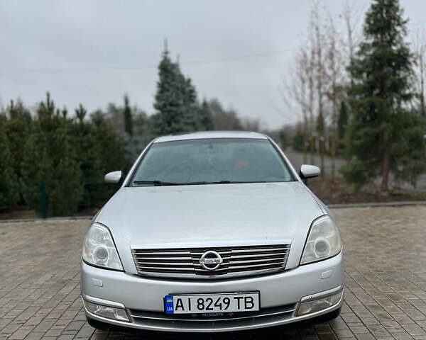 Серый Ниссан Теана, объемом двигателя 2.35 л и пробегом 382 тыс. км за 4500 $, фото 2 на Automoto.ua