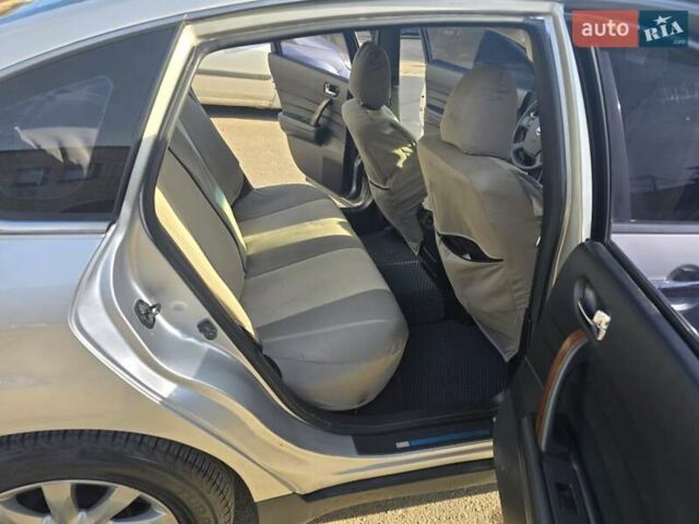 Серый Ниссан Теана, объемом двигателя 2.35 л и пробегом 363 тыс. км за 5000 $, фото 17 на Automoto.ua