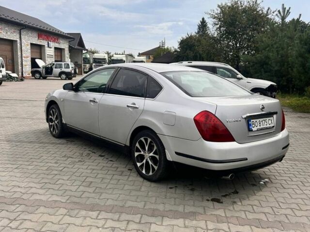 Серый Ниссан Теана, объемом двигателя 2 л и пробегом 301 тыс. км за 4300 $, фото 2 на Automoto.ua