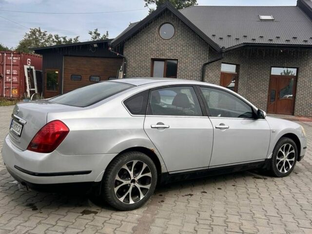 Серый Ниссан Теана, объемом двигателя 2 л и пробегом 301 тыс. км за 3600 $, фото 4 на Automoto.ua