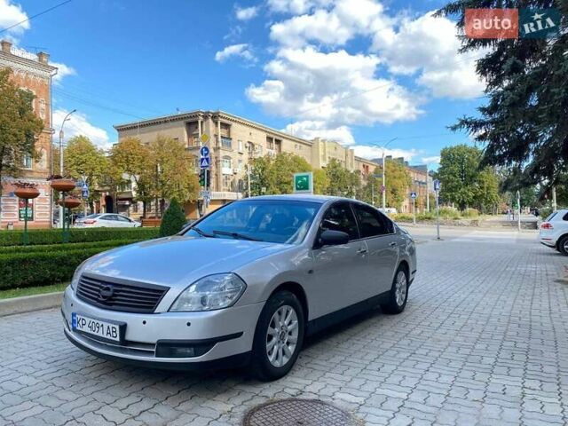 Серый Ниссан Теана, объемом двигателя 2.35 л и пробегом 218 тыс. км за 6000 $, фото 1 на Automoto.ua