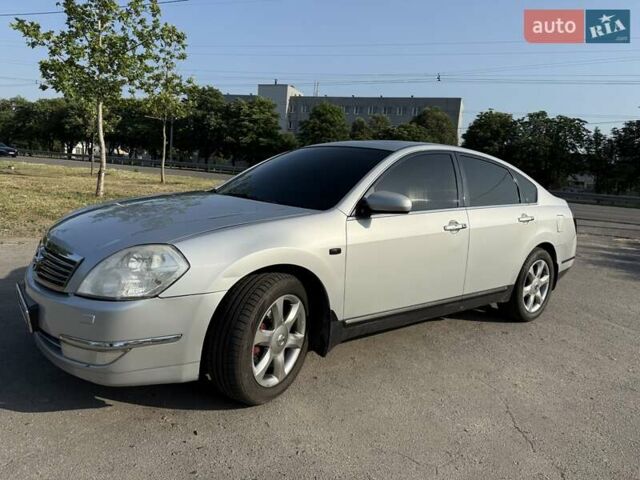 Серый Ниссан Теана, объемом двигателя 3.5 л и пробегом 210 тыс. км за 7000 $, фото 6 на Automoto.ua