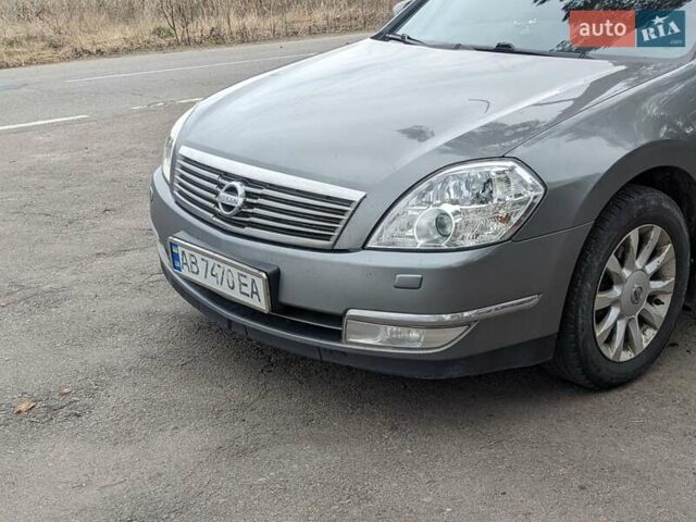 Серый Ниссан Теана, объемом двигателя 2.35 л и пробегом 300 тыс. км за 5000 $, фото 12 на Automoto.ua