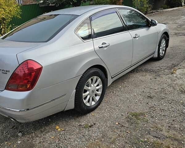 Ниссан Теана 2007 в Запорожье на Automoto.ua Серый Ниссан Теана, объемом двигателя 2.4 л и пробегом 220 тыс. км за 5000 $, фото 9 на Automoto.ua