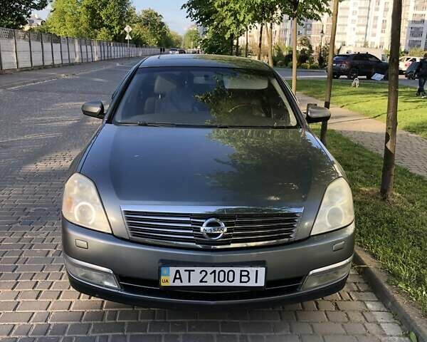 Серый Ниссан Теана, объемом двигателя 3.5 л и пробегом 285 тыс. км за 3600 $, фото 7 на Automoto.ua