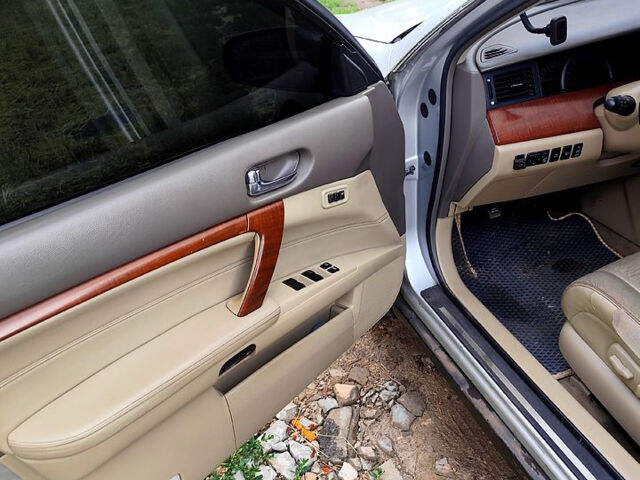 Серый Ниссан Теана, объемом двигателя 2.3 л и пробегом 225 тыс. км за 5700 $, фото 1 на Automoto.ua